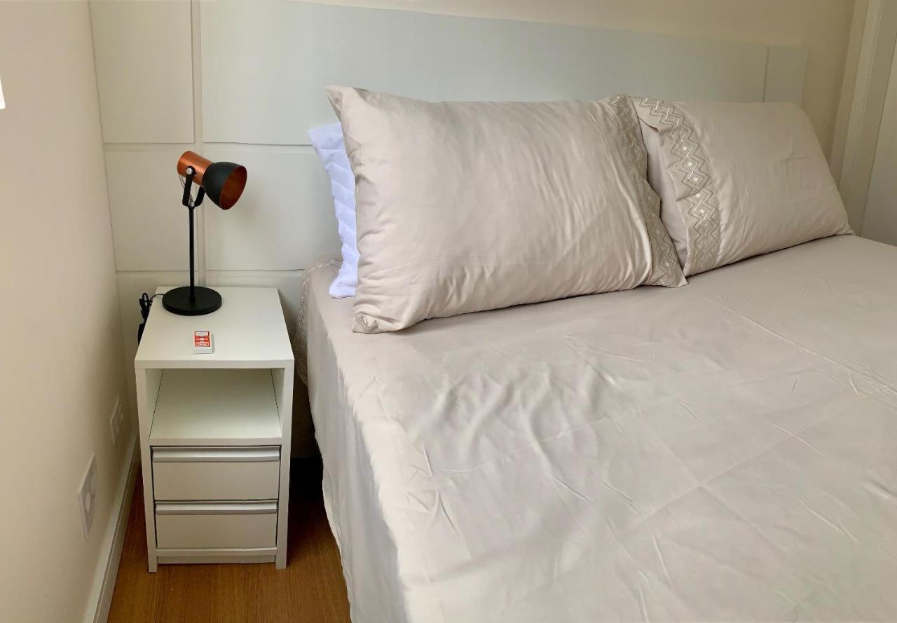 205- Apartamento 1 Quarto Suite, Encantador, Amplo E Decorado, Mobiliario Moderno, Cozinha Completa Com Utensilios , Excelente Vista Da Cidade E Localizacao Privelegiada No Bairro Bigorrilho , Curitiba Luaran gambar