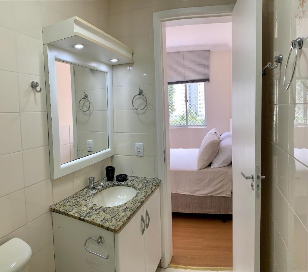 205- Apartamento 1 Quarto Suite, Encantador, Amplo E Decorado, Mobiliario Moderno, Cozinha Completa Com Utensilios , Excelente Vista Da Cidade E Localizacao Privelegiada No Bairro Bigorrilho , Curitiba Luaran gambar