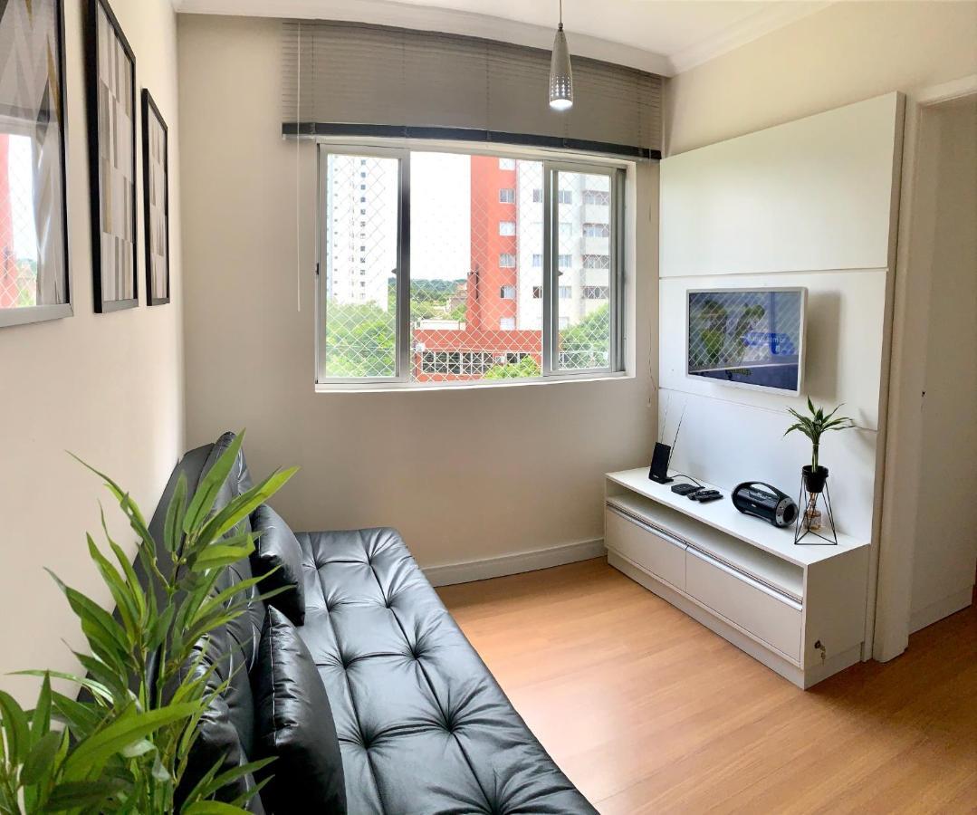 205- Apartamento 1 Quarto Suite, Encantador, Amplo E Decorado, Mobiliario Moderno, Cozinha Completa Com Utensilios , Excelente Vista Da Cidade E Localizacao Privelegiada No Bairro Bigorrilho , Curitiba Luaran gambar
