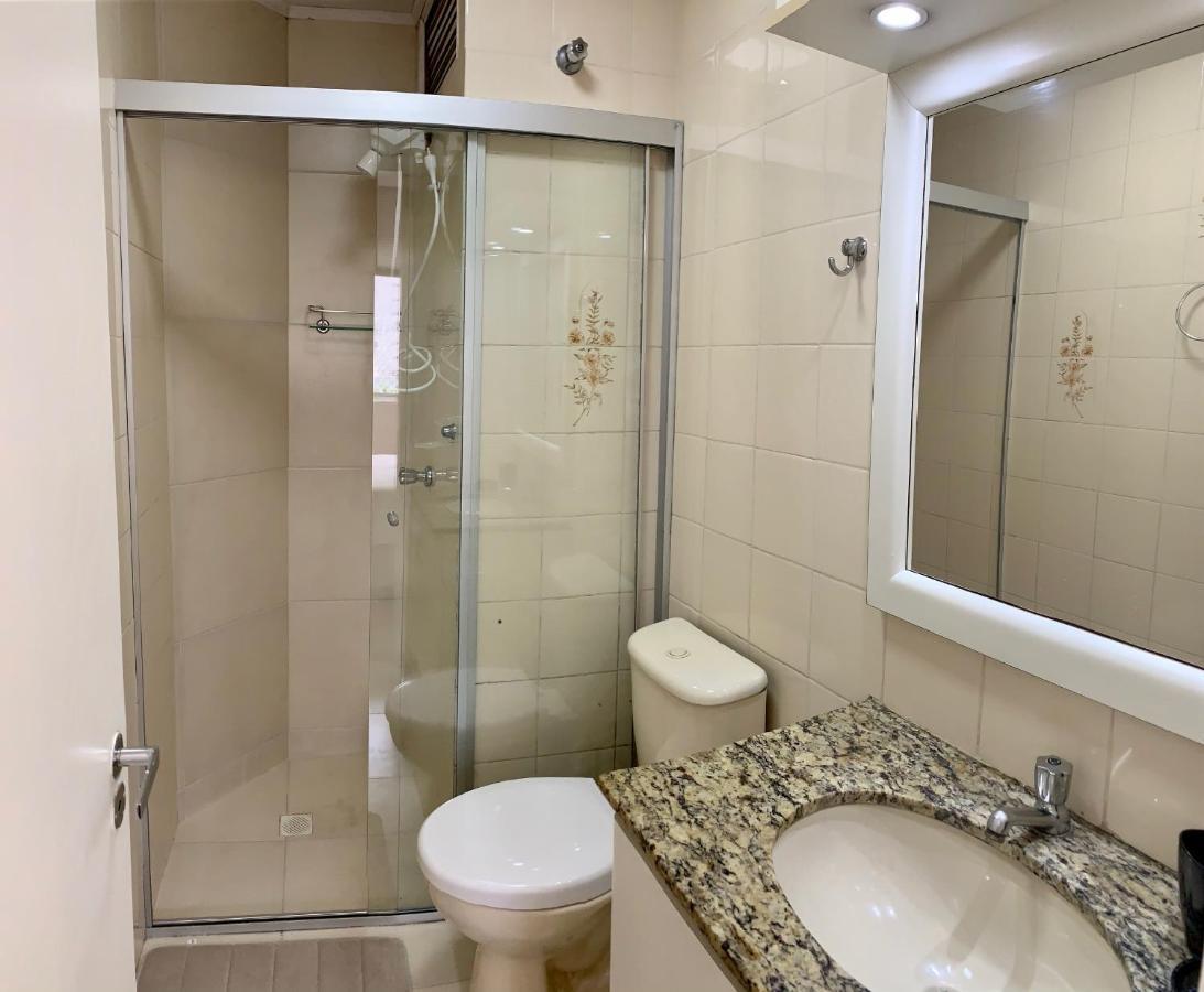 205- Apartamento 1 Quarto Suite, Encantador, Amplo E Decorado, Mobiliario Moderno, Cozinha Completa Com Utensilios , Excelente Vista Da Cidade E Localizacao Privelegiada No Bairro Bigorrilho , Curitiba Luaran gambar
