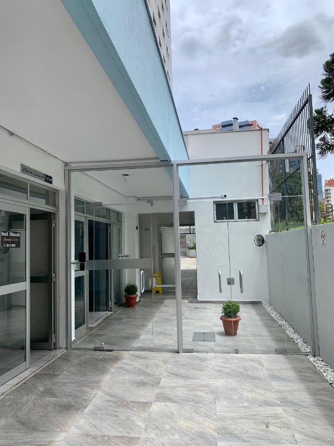 205- Apartamento 1 Quarto Suite, Encantador, Amplo E Decorado, Mobiliario Moderno, Cozinha Completa Com Utensilios , Excelente Vista Da Cidade E Localizacao Privelegiada No Bairro Bigorrilho , Curitiba Luaran gambar