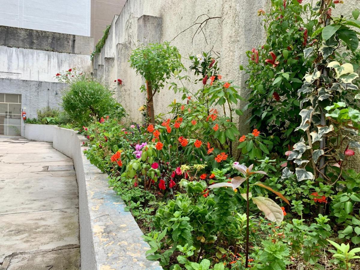 205- Apartamento 1 Quarto Suite, Encantador, Amplo E Decorado, Mobiliario Moderno, Cozinha Completa Com Utensilios , Excelente Vista Da Cidade E Localizacao Privelegiada No Bairro Bigorrilho , Curitiba Luaran gambar