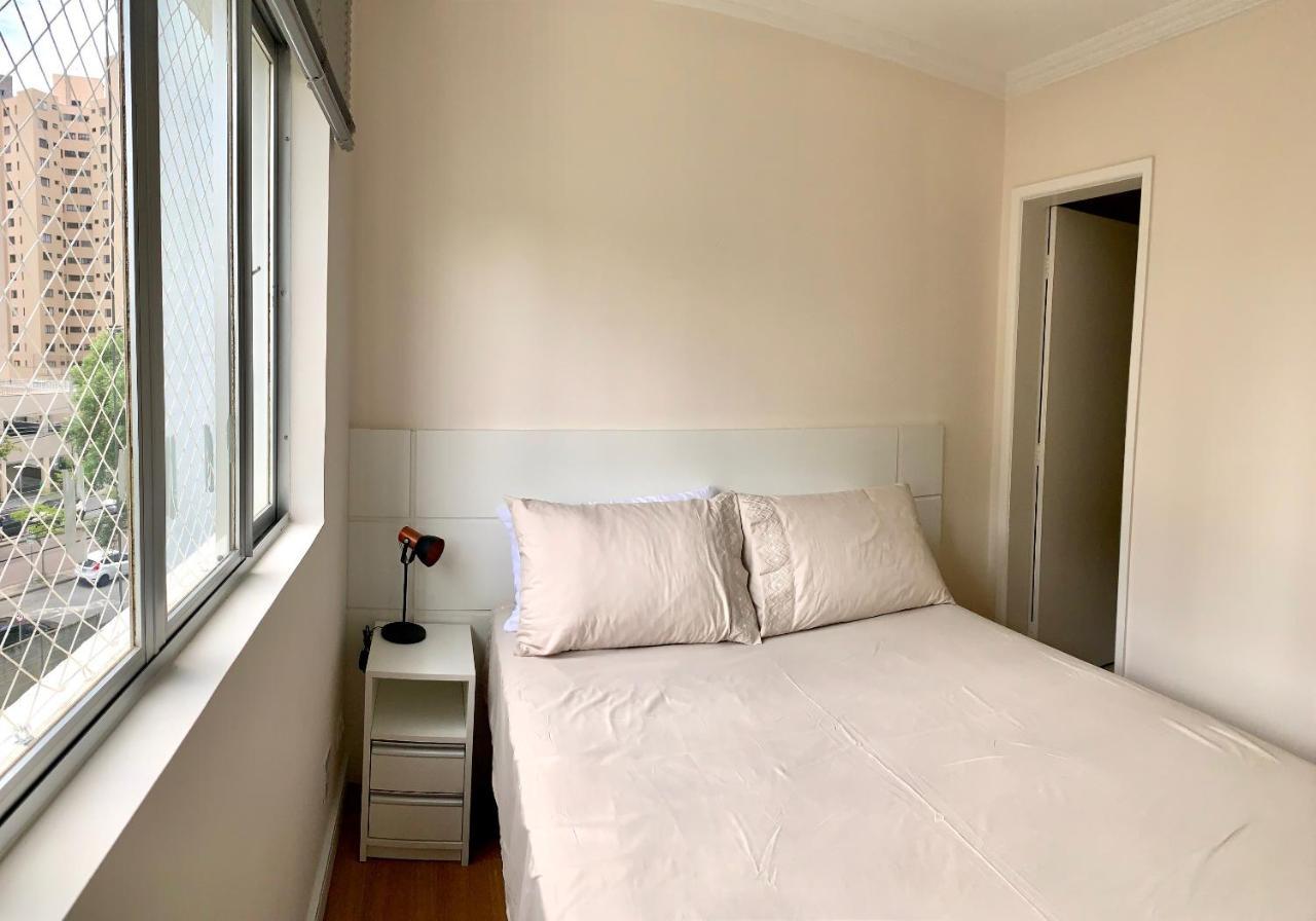 205- Apartamento 1 Quarto Suite, Encantador, Amplo E Decorado, Mobiliario Moderno, Cozinha Completa Com Utensilios , Excelente Vista Da Cidade E Localizacao Privelegiada No Bairro Bigorrilho , Curitiba Luaran gambar