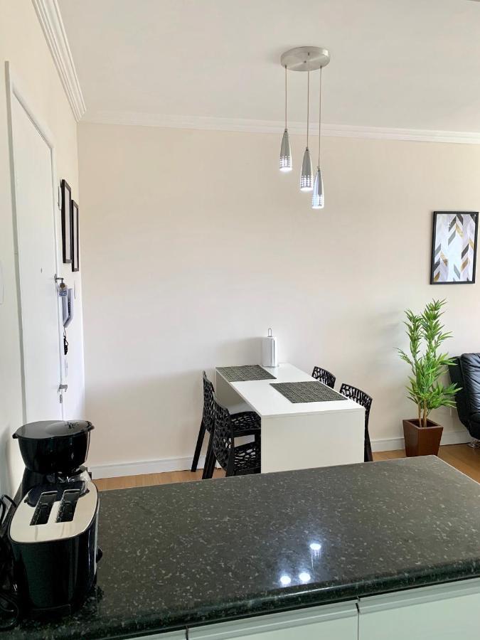 205- Apartamento 1 Quarto Suite, Encantador, Amplo E Decorado, Mobiliario Moderno, Cozinha Completa Com Utensilios , Excelente Vista Da Cidade E Localizacao Privelegiada No Bairro Bigorrilho , Curitiba Luaran gambar
