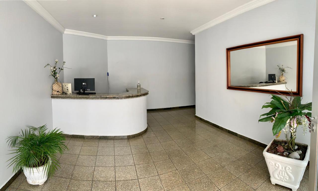 205- Apartamento 1 Quarto Suite, Encantador, Amplo E Decorado, Mobiliario Moderno, Cozinha Completa Com Utensilios , Excelente Vista Da Cidade E Localizacao Privelegiada No Bairro Bigorrilho , Curitiba Luaran gambar