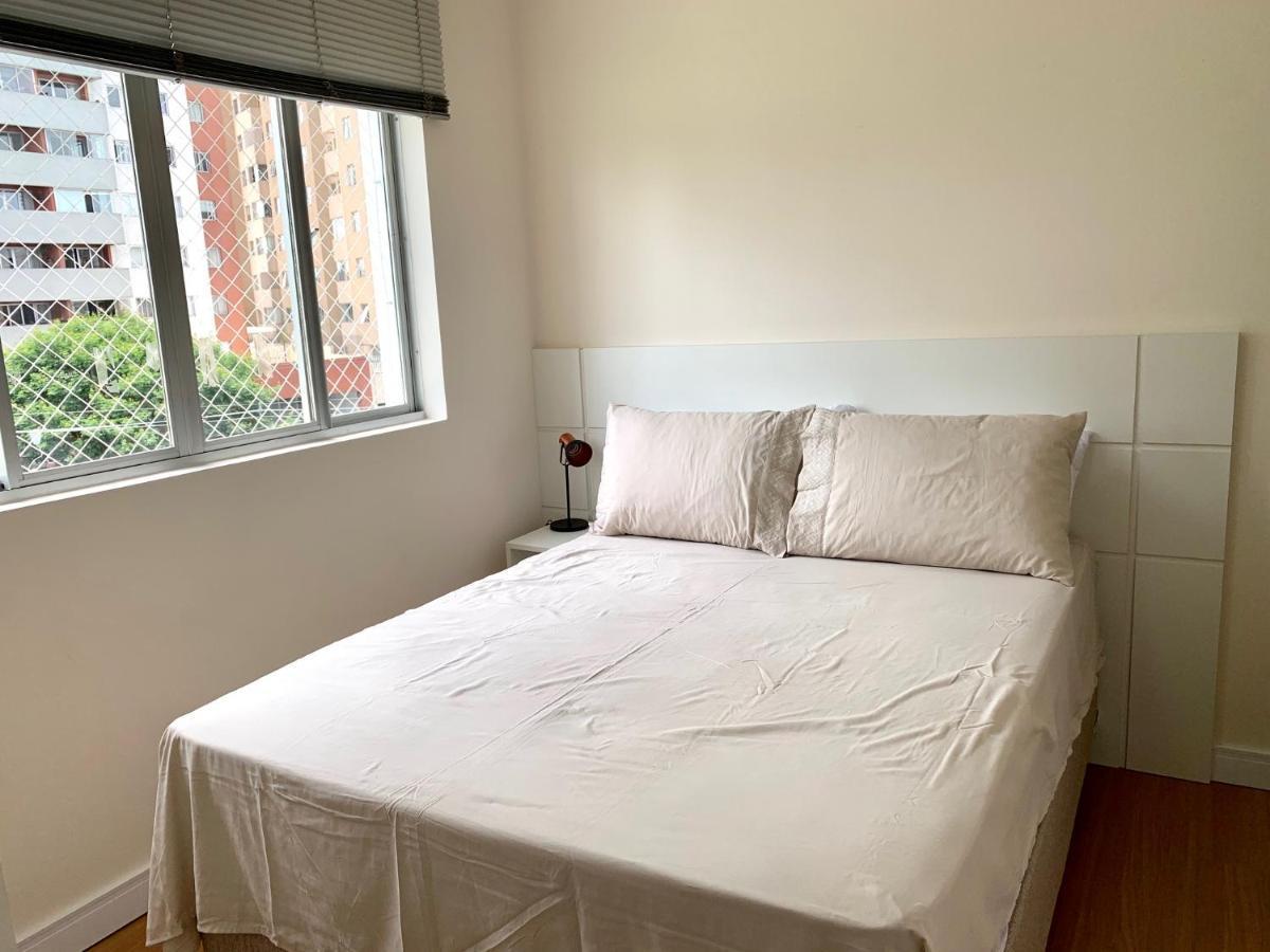 205- Apartamento 1 Quarto Suite, Encantador, Amplo E Decorado, Mobiliario Moderno, Cozinha Completa Com Utensilios , Excelente Vista Da Cidade E Localizacao Privelegiada No Bairro Bigorrilho , Curitiba Luaran gambar