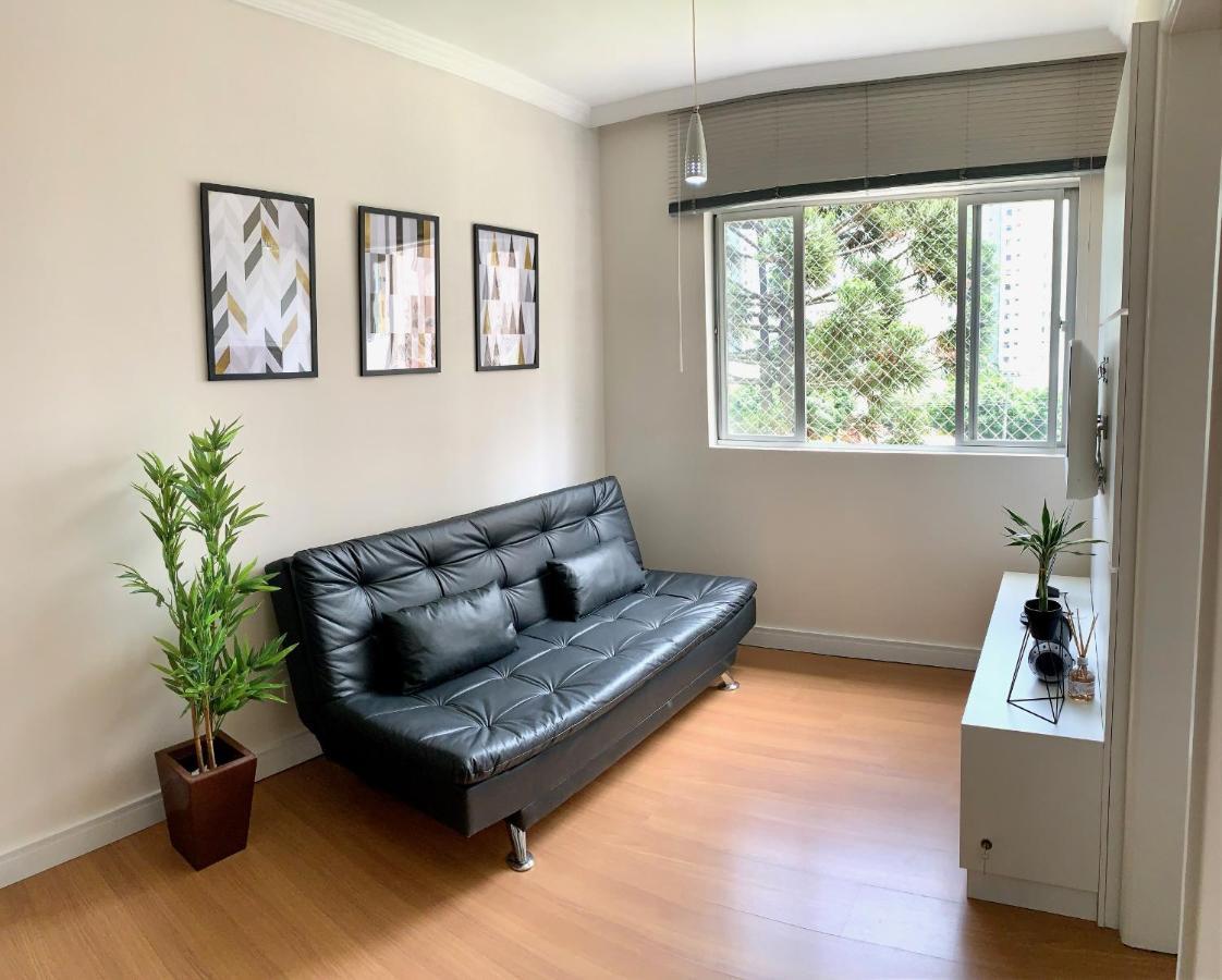 205- Apartamento 1 Quarto Suite, Encantador, Amplo E Decorado, Mobiliario Moderno, Cozinha Completa Com Utensilios , Excelente Vista Da Cidade E Localizacao Privelegiada No Bairro Bigorrilho , Curitiba Luaran gambar